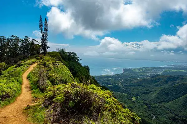 Waihe'e Ridge Trail in Maui, Hawaii