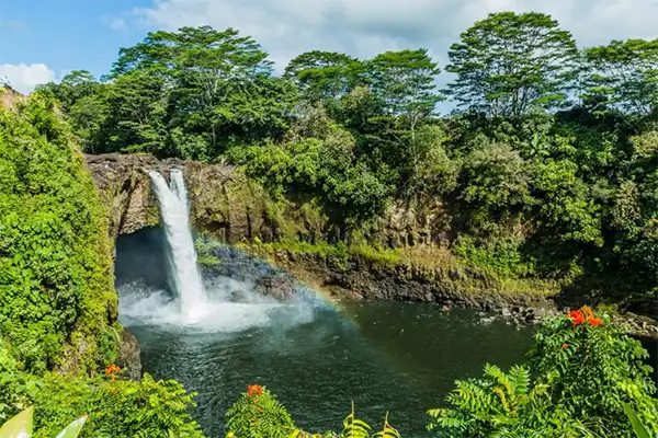 The upside down waterfall as seen from the distance. 